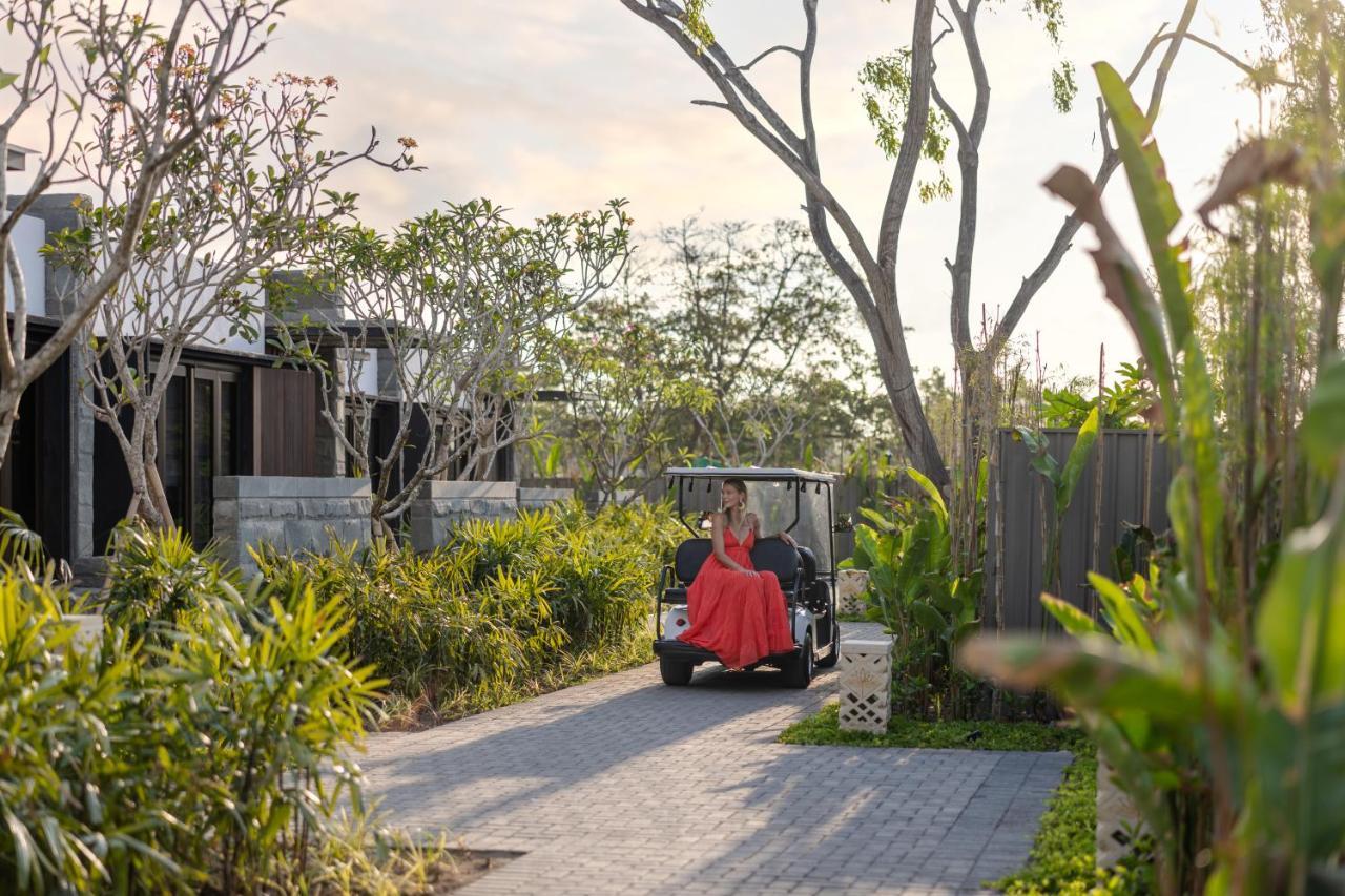 Sumitra Luxury Villas A Pramana Experience サヌール エクステリア 写真